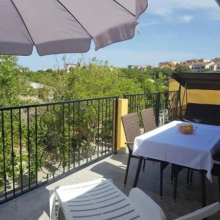 Katy Apartmán Pula
